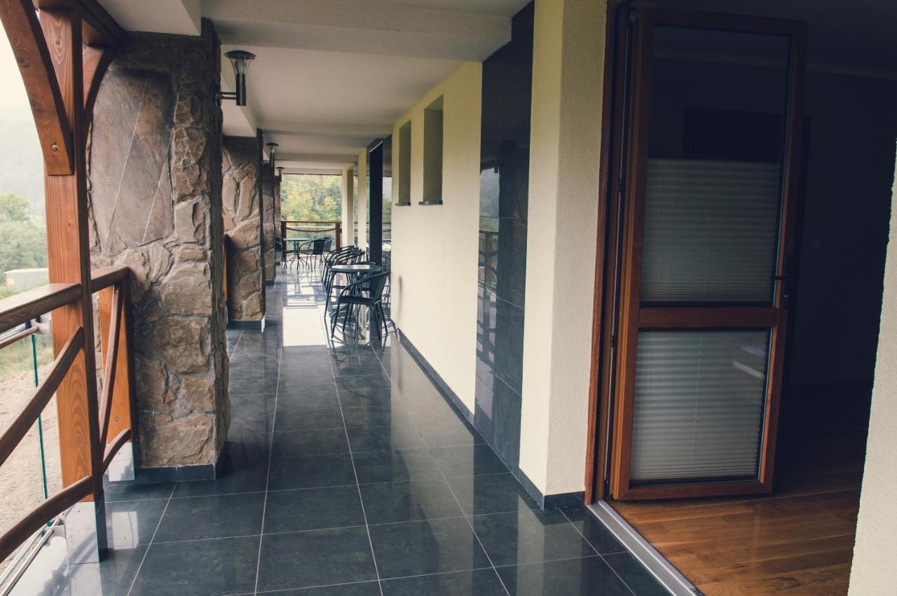 Dobranocka Hotel Malastow Luaran gambar